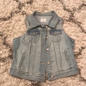 Cropped denim vest
